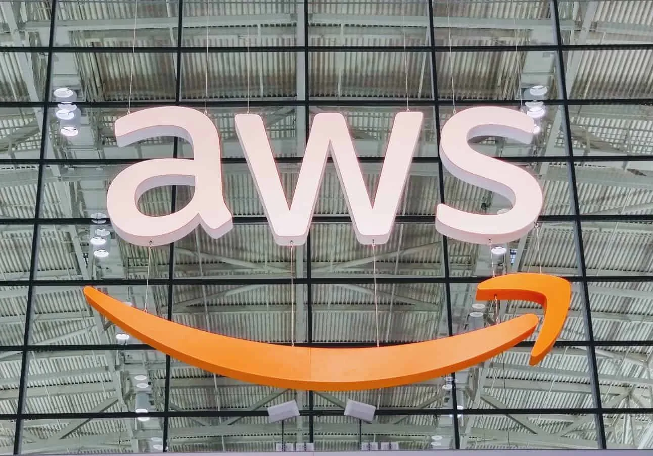 آموزش سیستم aws