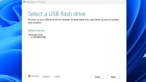 درایو USB خود را از لیست ظاهر شده انتخاب کنید. Next را بزنید