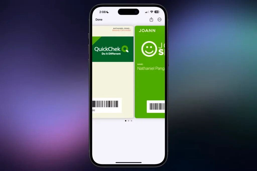 گروه‌بندی کارت‌های اعتباری در برنامه Wallet.