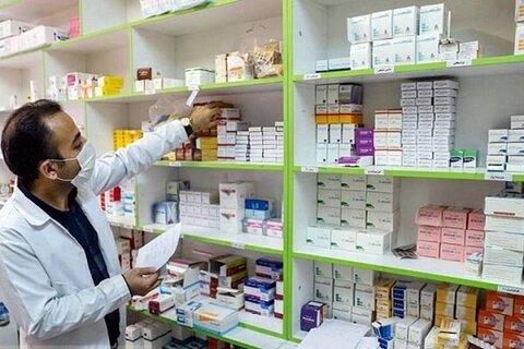 برای کار در داروخانه چه باید کرد