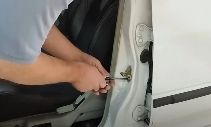 رگلاژ درب خودرو صفر